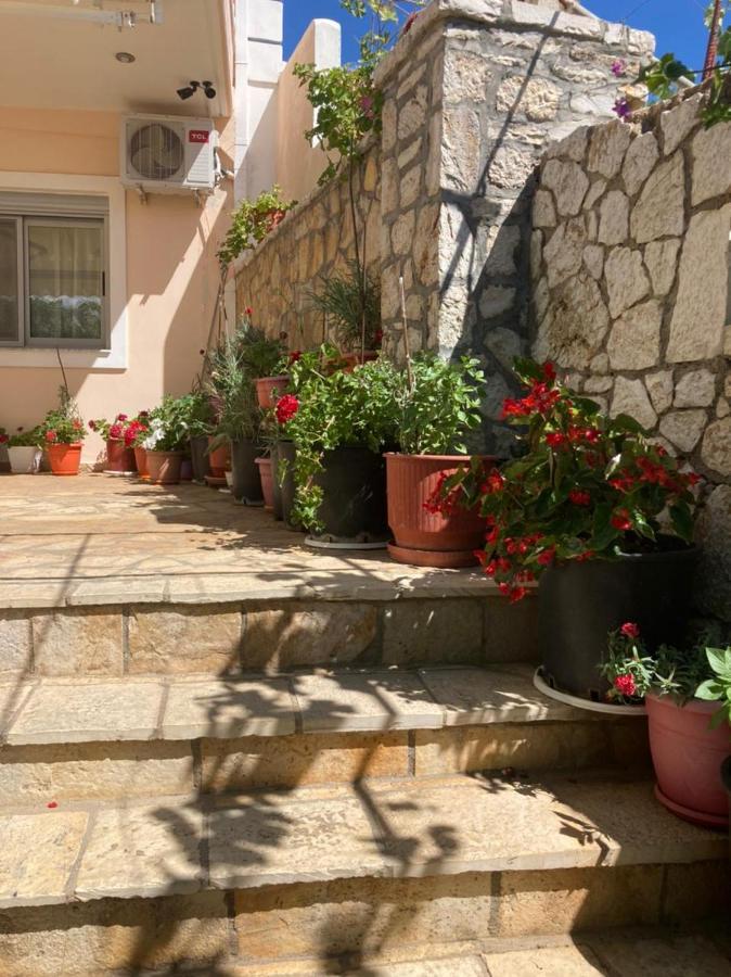 Himara Apartments Bagian luar foto