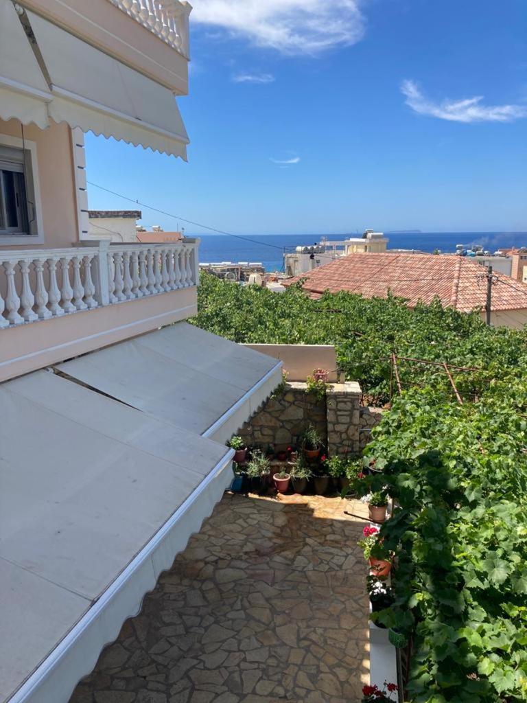 Himara Apartments Bagian luar foto