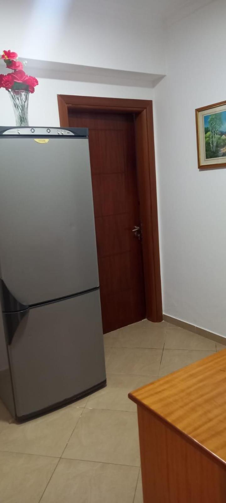 Himara Apartments Bagian luar foto
