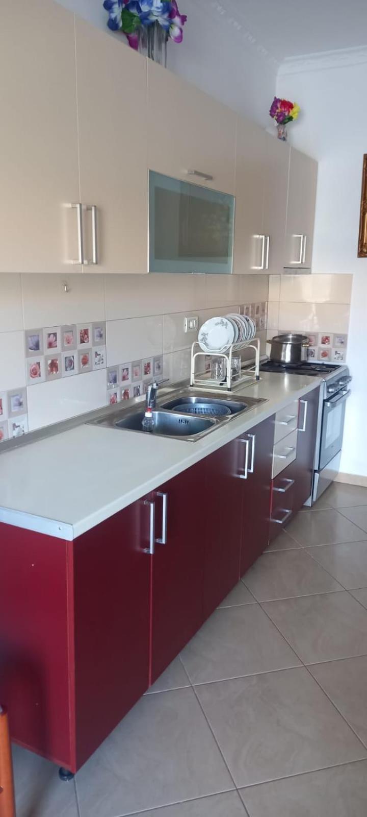 Himara Apartments Bagian luar foto