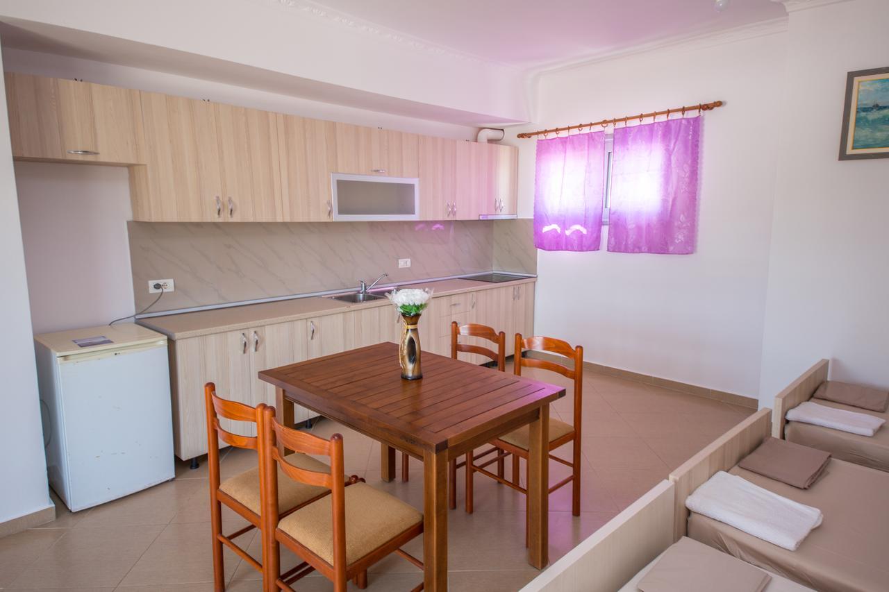 Himara Apartments Bagian luar foto