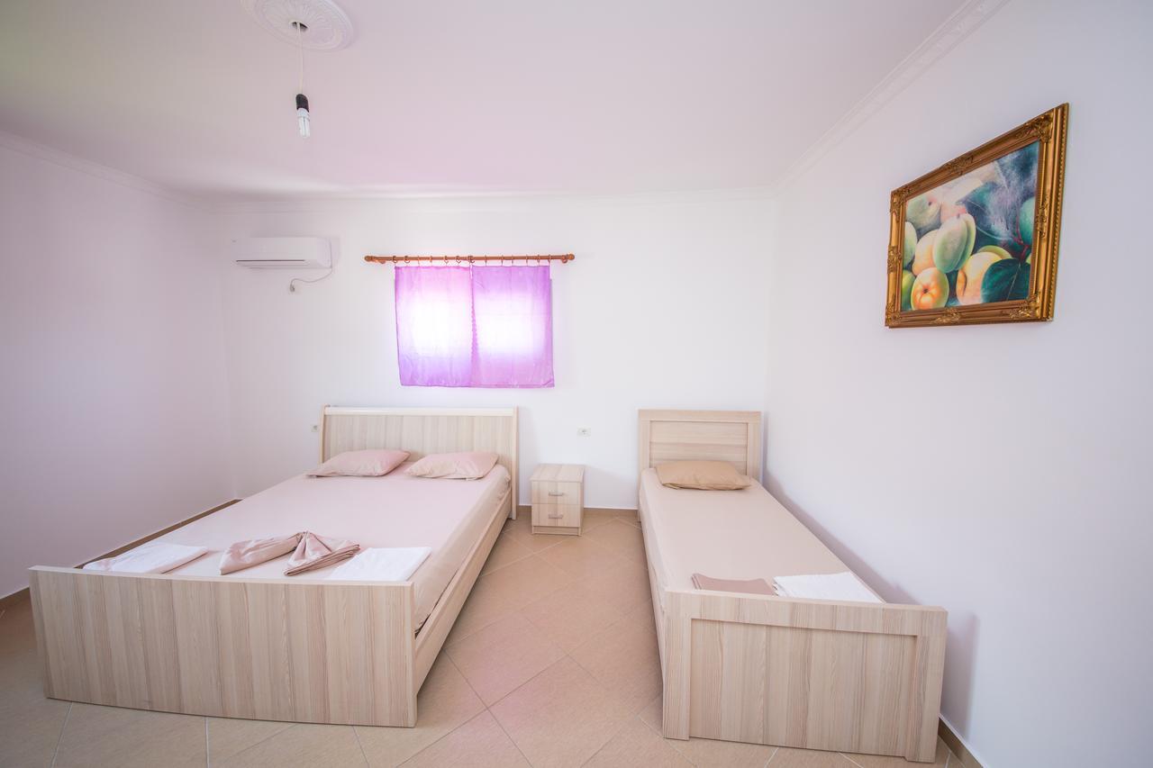 Himara Apartments Bagian luar foto