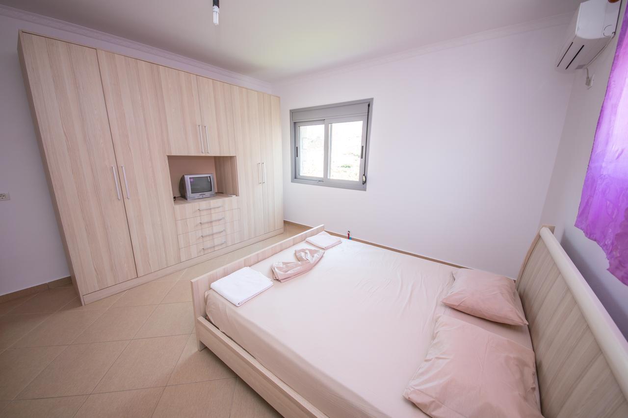 Himara Apartments Bagian luar foto